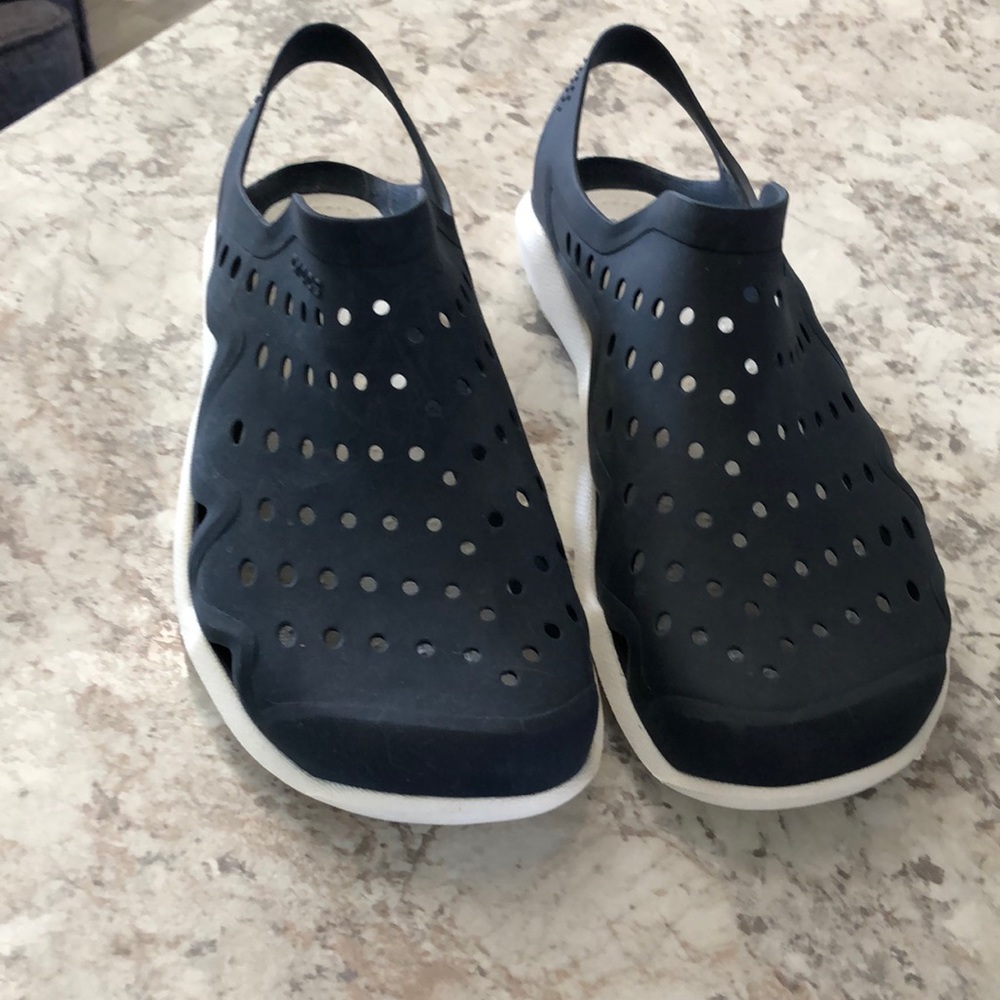 Crocs sandals/swim shoes size 9